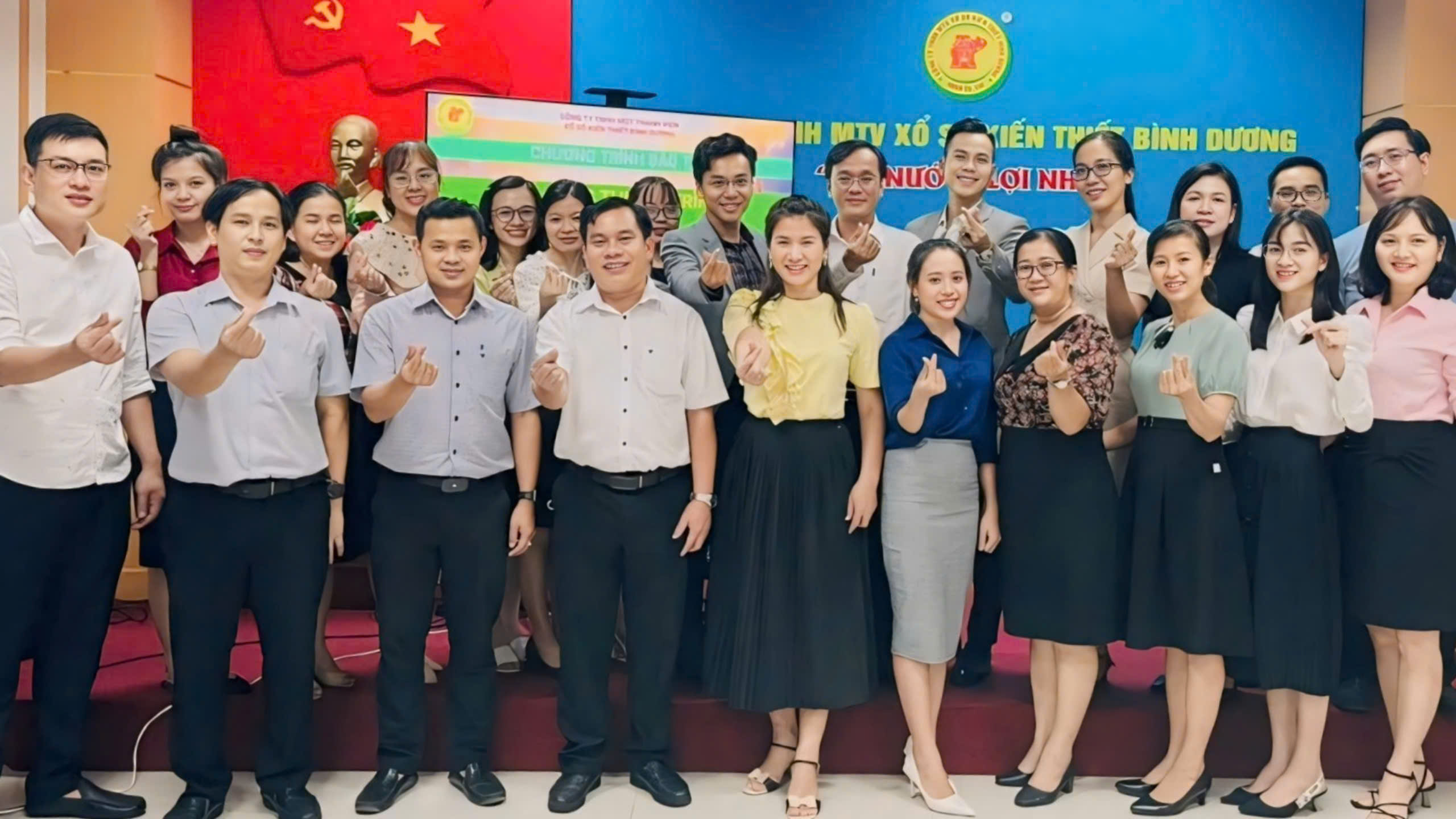 CTY SXKT BÌNH DƯƠNG - KỸ NĂNG THUYẾT TRÌNH VÀ THIẾT KẾ POWERPOINT